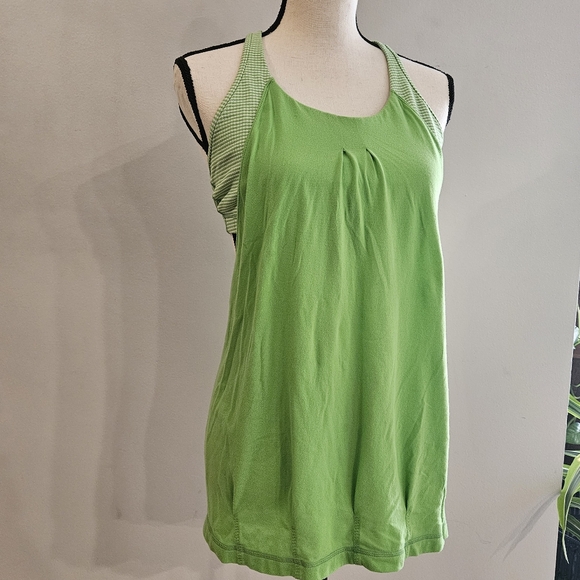 Lululemon Tank Top with Built-in Bra Racerback Green Gingham GUC Size 10 Workout - Picture 2 of 10